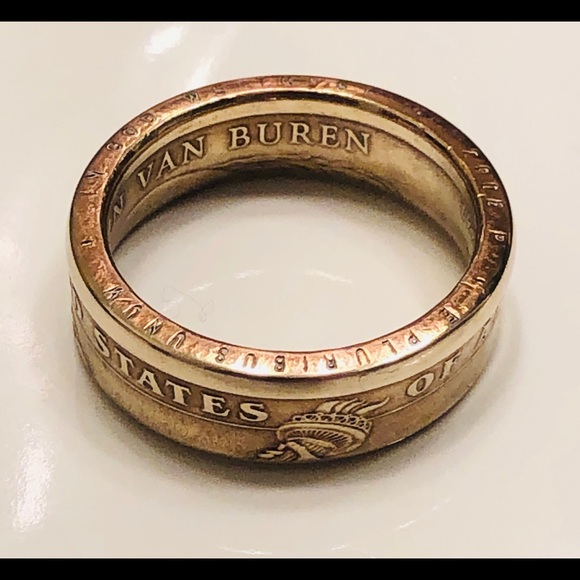 One dollar gold color coin ring. - Picture 7 of 8